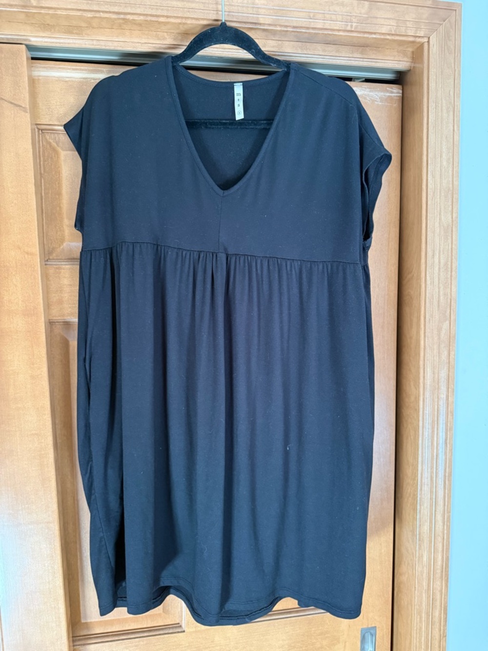Black V-Neck Smocked Waist Women's Dress w/ Pockets